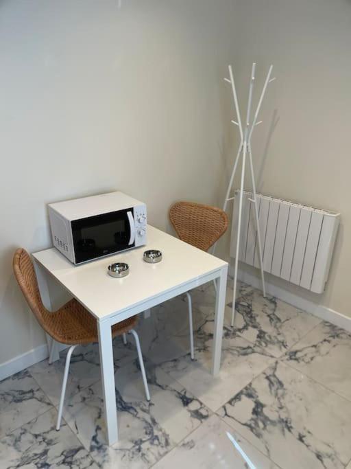 Ferienwohnung Le Petit-Beauvoisine Rouen Exterior foto